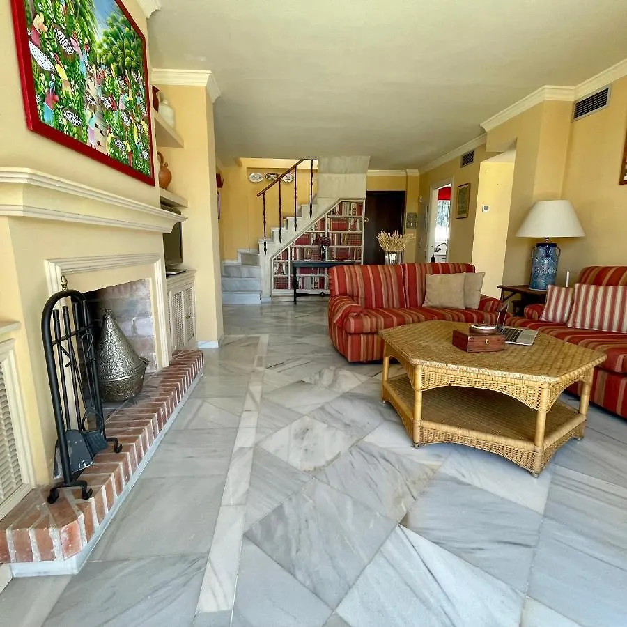 ماربيا Suite House 501 Porto Banus 0*,  إسبانيا